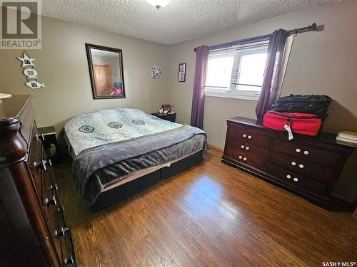 1154 Prince Charles Place, Moose Jaw, SK - Indoor Photo Showing Bedroom