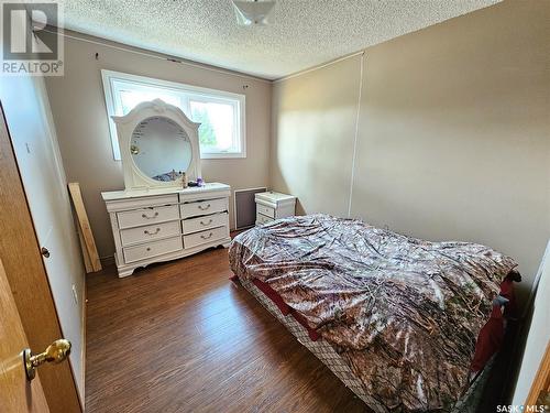 1154 Prince Charles Place, Moose Jaw, SK - Indoor Photo Showing Bedroom