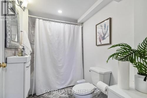 1010 Heather Street, Woodstock, ON - Indoor Photo Showing Bathroom