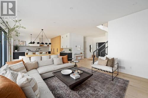 102 Edgewater Boulevard, Middlesex Centre (Komoka), ON - Indoor Photo Showing Living Room