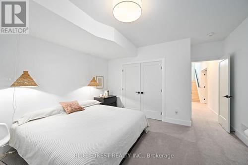 102 Edgewater Boulevard, Middlesex Centre (Komoka), ON - Indoor Photo Showing Bedroom