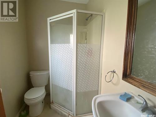 132 2Nd Street E, Ponteix, SK - Indoor Photo Showing Bathroom