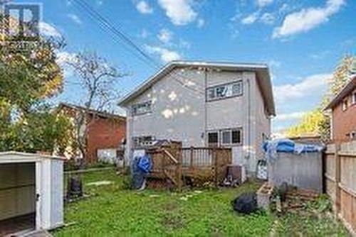 backyard with shed - 813 Maplewood Avenue, Ottawa, ON - Outdoor