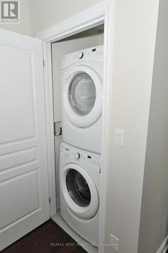 109 - 3170 Erin Mills Parkway, Mississauga, ON - Indoor Photo Showing Laundry Room