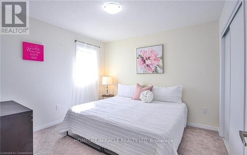 312 Bedrock Drive E, Hamilton, ON - Indoor Photo Showing Bedroom