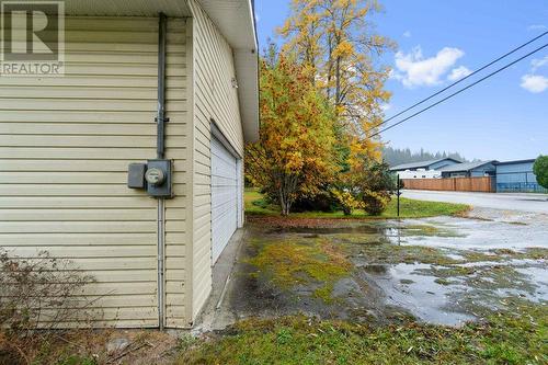 4750 70 Avenue, Salmon Arm, BC - Outdoor With Exterior