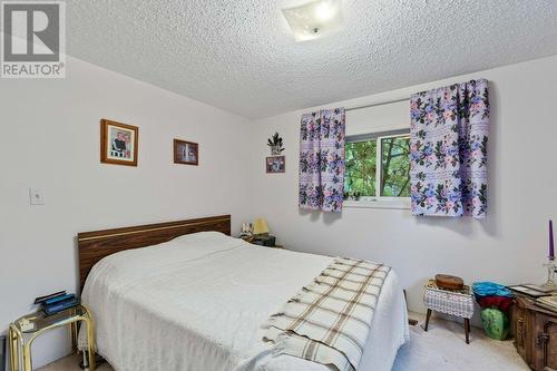 4750 70 Avenue, Salmon Arm, BC - Indoor Photo Showing Bedroom