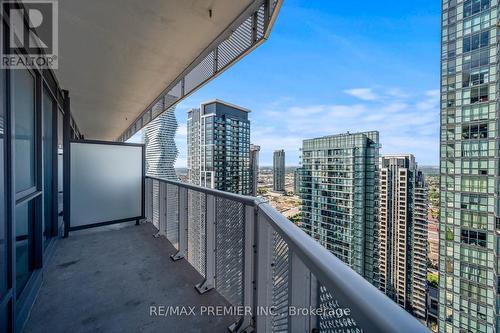 3501 - 4065 Confederation Parkway, Mississauga, ON - Outdoor