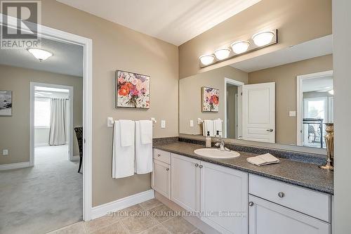 3329 Springflower Way, Oakville, ON - Indoor Photo Showing Bathroom