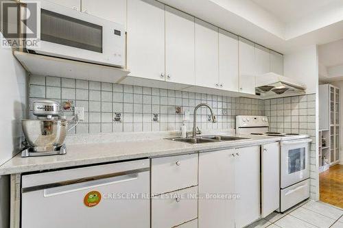 611 - 10 Stonehill Court S, Toronto, ON - Indoor Photo Showing Kitchen With Double Sink