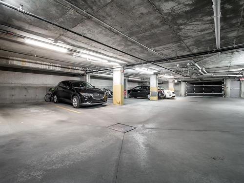 Garage - 103-2020 100E Avenue, Laval (Chomedey), QC - Indoor Photo Showing Garage