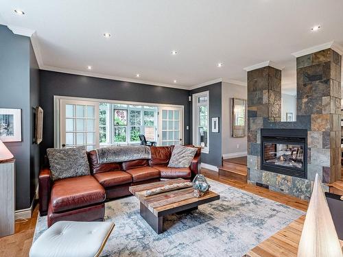 Salon - 3295 Rue Des Sous-Bois, Sherbrooke (Brompton/Rock Forest/Saint-Élie/Deauville), QC - Indoor Photo Showing Living Room With Fireplace