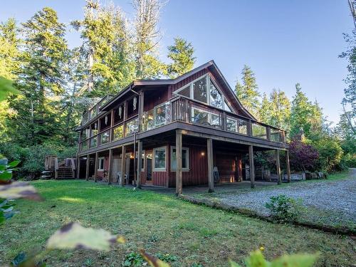 1027 Jensens Bay Rd, Tofino, BC 