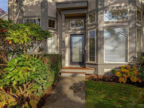 2-116 Dallas Rd, Victoria, BC 