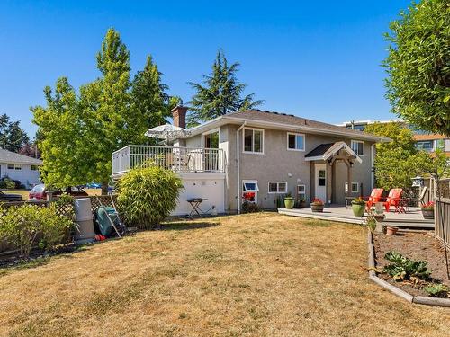 1535 Stockton Cres, Saanich, BC 