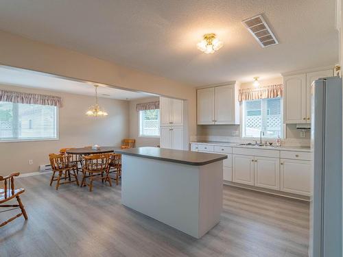 1562 Nicolani Crt, Kamloops, BC - Indoor Photo Showing Other Room