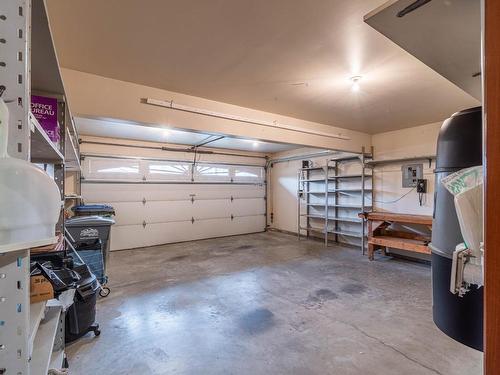 1562 Nicolani Crt, Kamloops, BC - Indoor Photo Showing Garage