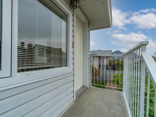 1562 Nicolani Crt, Kamloops, BC - Outdoor With Exterior