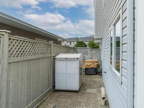 1562 Nicolani Crt, Kamloops, BC - Outdoor With Exterior