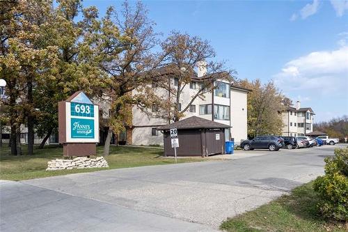 304B-693 St Anne'S Rd, Winnipeg, MB 