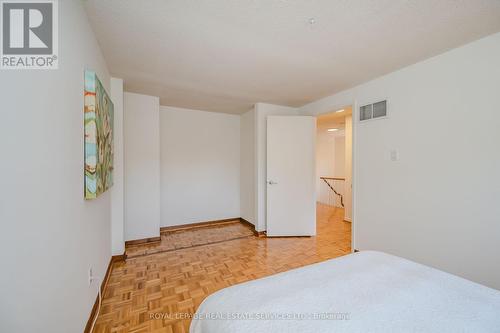 1169 Potters Wheel Crescent, Oakville, ON - Indoor Photo Showing Bedroom