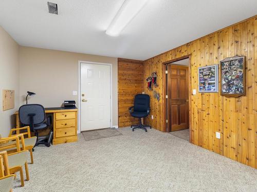 19-2022 Pacific Way, Kamloops, BC - Indoor Photo Showing Office