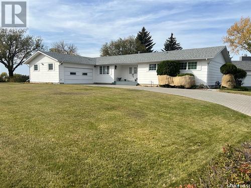 1941 Hillcrest Place, Swift Current, SK - Outdoor With Facade