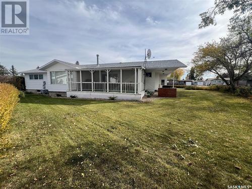 1941 Hillcrest Place, Swift Current, SK - Outdoor With Deck Patio Veranda