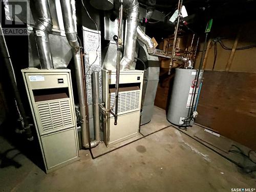 1941 Hillcrest Place, Swift Current, SK - Indoor Photo Showing Basement