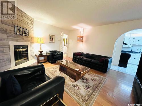 1941 Hillcrest Place, Swift Current, SK - Indoor Photo Showing Living Room With Fireplace