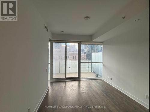 1001 - 15 Grenville Street, Toronto, ON - Indoor Photo Showing Other Room