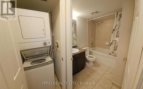 3103 - 18 Spring Garden Avenue, Toronto, ON - Indoor Photo Showing Laundry Room