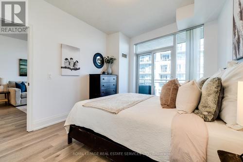 1110 - 58 Marine Parade Drive, Toronto, ON - Indoor Photo Showing Bedroom