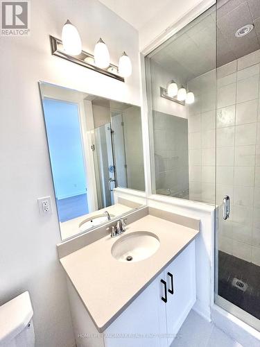 1375 Aymond Crescent, Oakville, ON - Indoor Photo Showing Bathroom