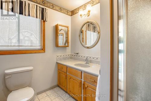 61 Beaufort Crescent, Tiny, ON - Indoor Photo Showing Bathroom