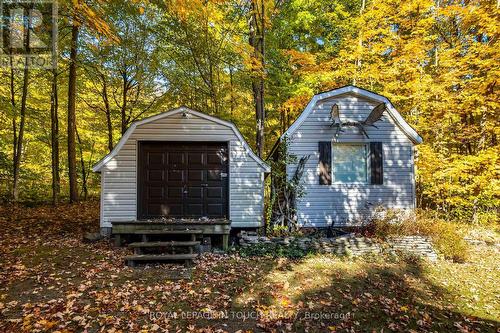 61 Beaufort Crescent, Tiny, ON - Outdoor