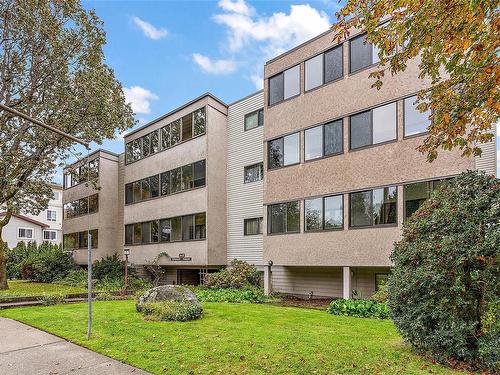 302-2610 Graham St, Victoria, BC - Outdoor