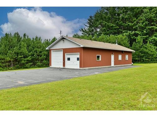 2836 White Lake Road, White Lake, ON 