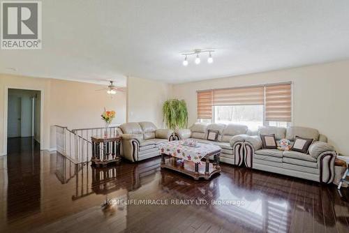 2214 Wanless Drive, Brampton, ON - Indoor Photo Showing Living Room