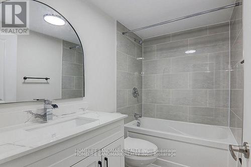 20 Heggie Road, Brampton, ON - Indoor Photo Showing Bathroom