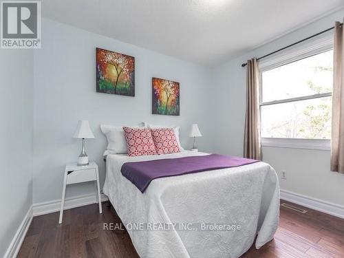 3145 Coldstream Road, Mississauga, ON - Indoor Photo Showing Bedroom