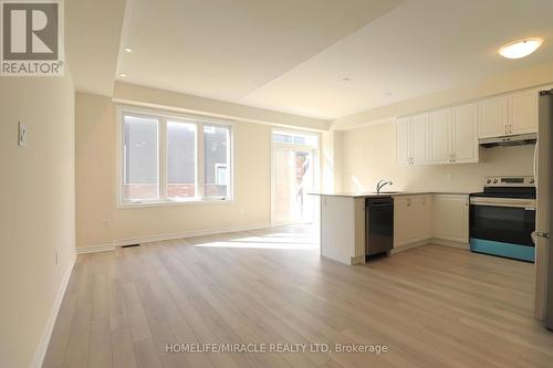 23 Steer Road, Erin, ON - Indoor Photo Showing Kitchen With Stainless Steel Kitchen