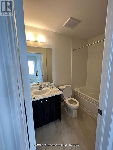 255 Gillespie Drive, Brant, ON - Indoor Photo Showing Bathroom