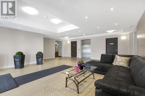 208 - 84 Aspen Springs Drive, Clarington (Bowmanville), ON - Indoor Photo Showing Living Room