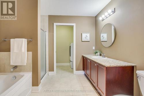 206 - 10 Ashton Road, Newmarket, ON - Indoor Photo Showing Bathroom