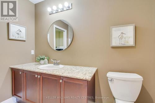 206 - 10 Ashton Road, Newmarket, ON - Indoor Photo Showing Bathroom