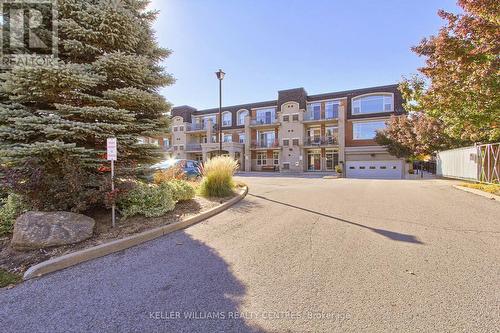 206 - 10 Ashton Road, Newmarket, ON - Outdoor