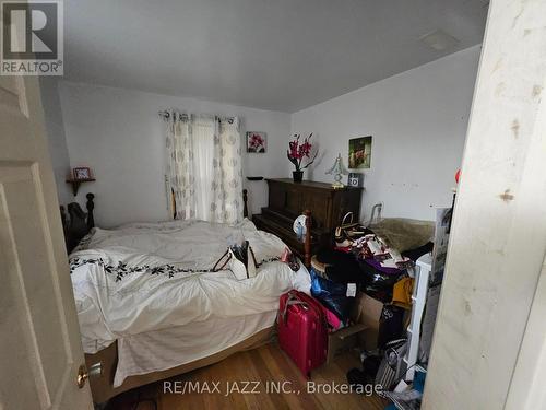 32 Olive Street, Belleville, ON - Indoor Photo Showing Bedroom