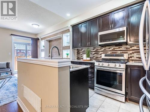 12 Merrybrook Trail, Brampton, ON - Indoor Photo Showing Kitchen