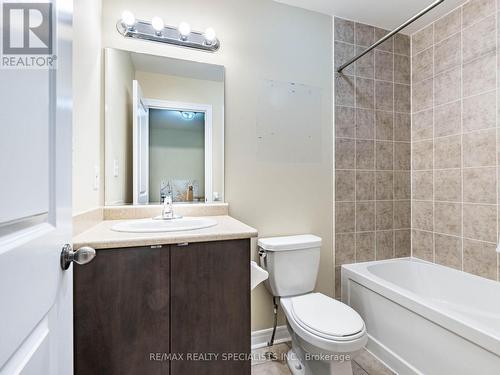 12 Merrybrook Trail, Brampton, ON - Indoor Photo Showing Bathroom